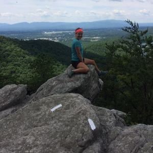 Meet your Posher, Amanda